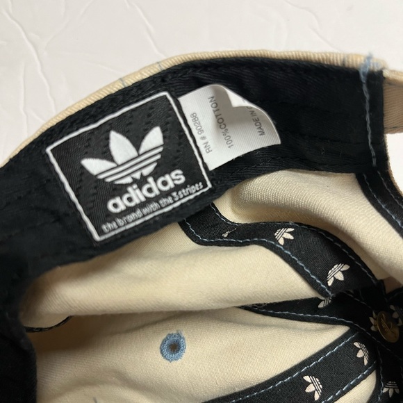 Adidas denim look adjustable back hat - Picture 4 of 6